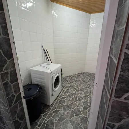 Casa A 2 Minutos A Pe De Piscina Natural Ponta Delgada Extérieur photo