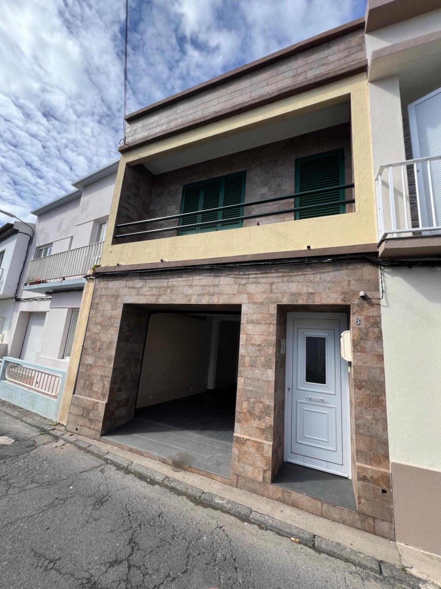 Ferienhaus Casa A 2 Minutos A Pe De Piscina Natural Ponta Delgada